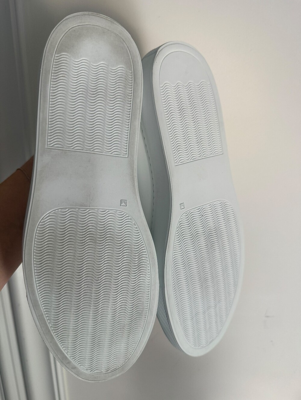 Common Projects Women's Original Achilles Leather Low-Top Sneakers - Picture 10 of 16
